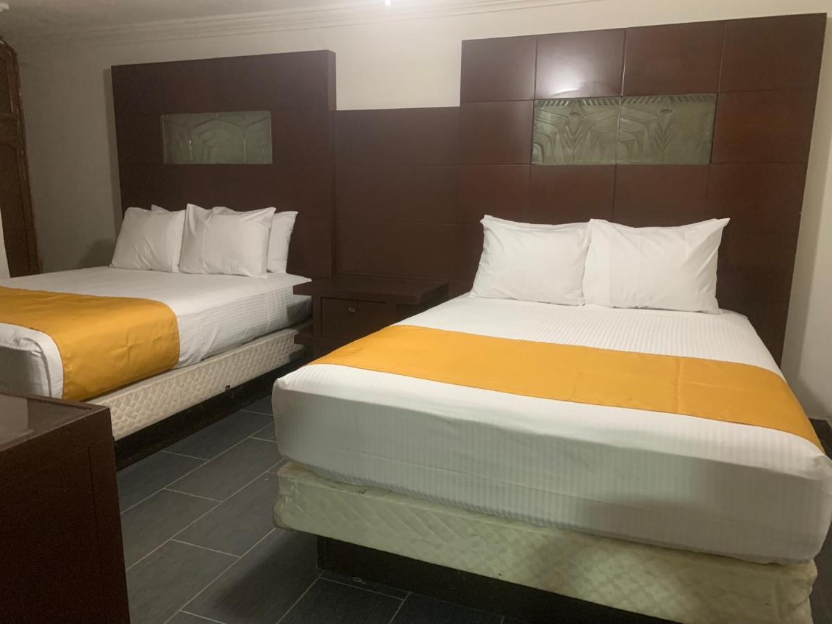 Hotel Los Arcos Мехикали Экстерьер фото
