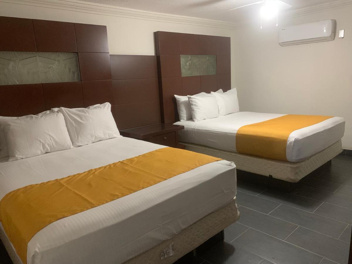 Hotel Los Arcos Мехикали Экстерьер фото